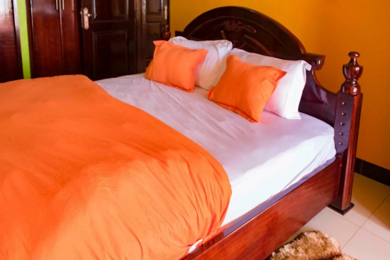 Sibyangu Standard Hotel Kampala